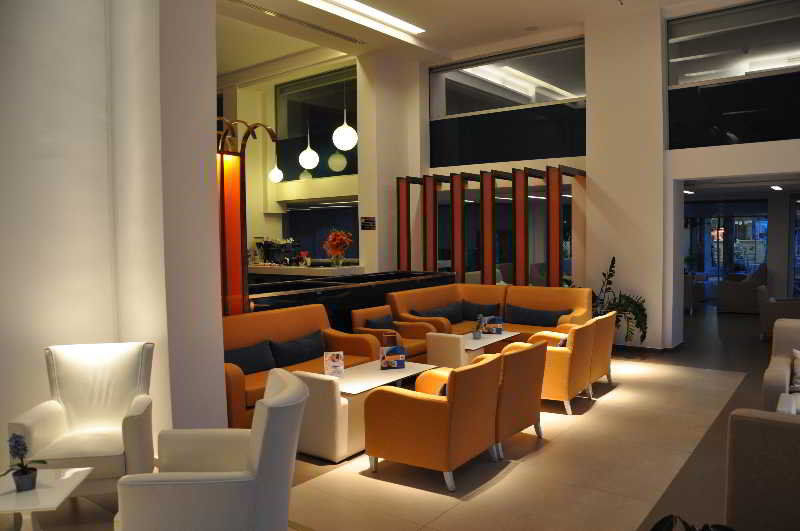 Astron Hotel Ierápetra Eksteriør billede